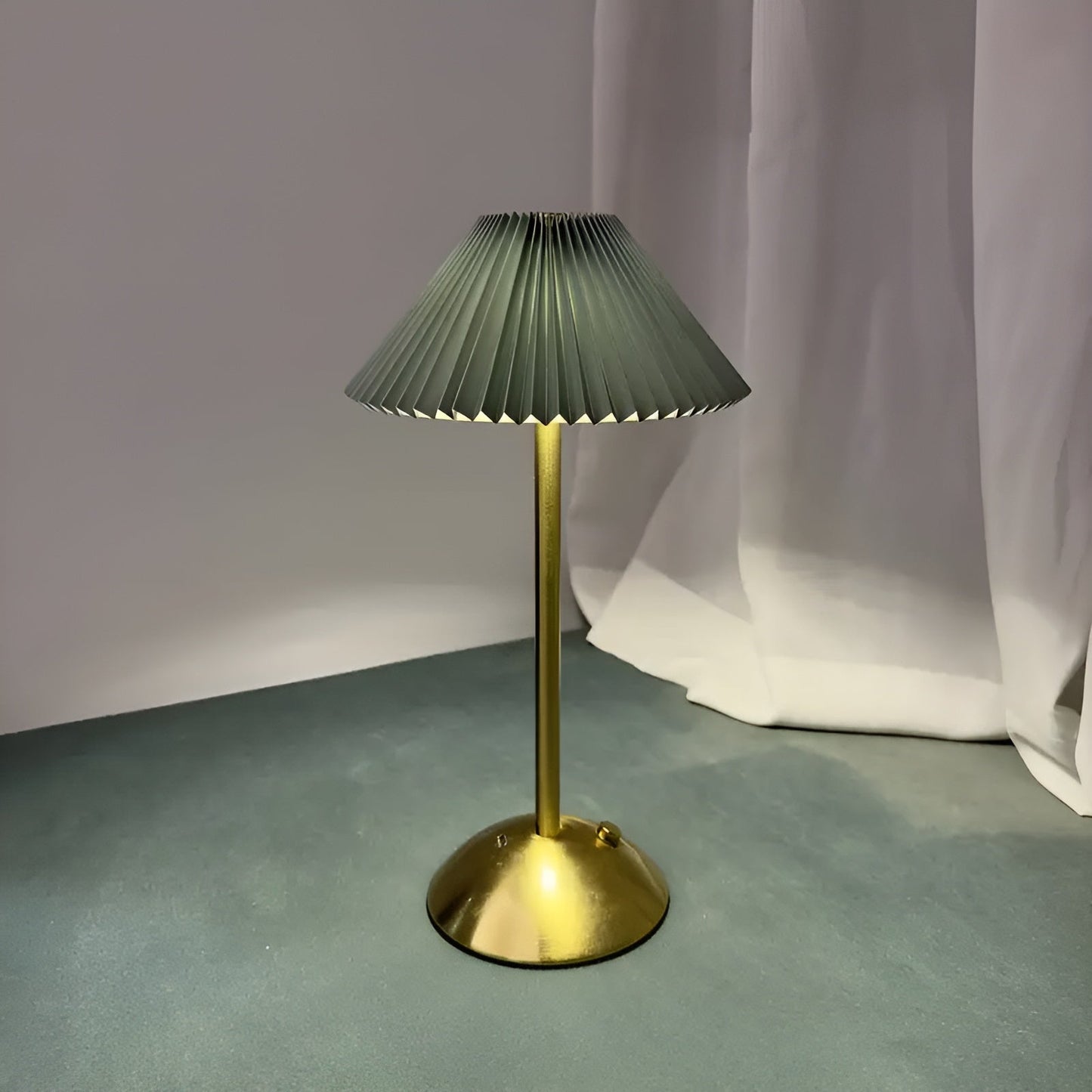 LightLoom | Draadloze en elegante tafellamp