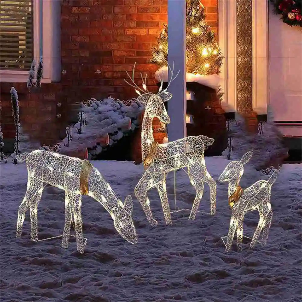 Gloeiende ijzeren kunstwerk met eland en rendier als kerstversiering